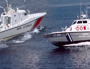 «Μίνι» ναυμαχία στην Καλόλιμνο: Τουρκικά σκάφη απείλησαν να βυθίσουν ελληνικό αλιευτικό